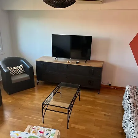 Fraichement Renove Apartment